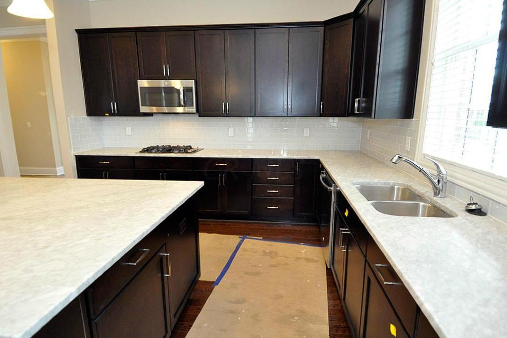 Listing 4026 Sedgwick Dr, New Albany OH 43054